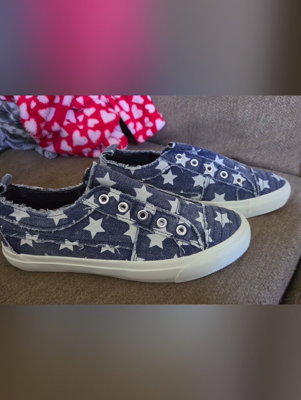 Corkys Slip-On Canvas Sneakers in Navy Size 6 NEW